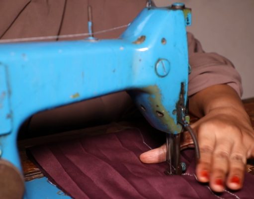 Xaliimo Saalim Maxamed, mid ka mid ah Ardayda ka qalin jabisay Xarunta Bulsho Technical and Vocational Training Center ee Marko, July illaa December 2020.